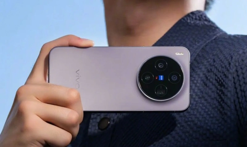 Tampilan Vivo X300. [Ist]